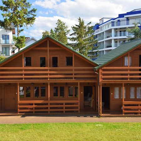 Mlodziezowy Domek Dla Grup Eldorado Mielno Centrum, 200M Od Morza Exteriör bild