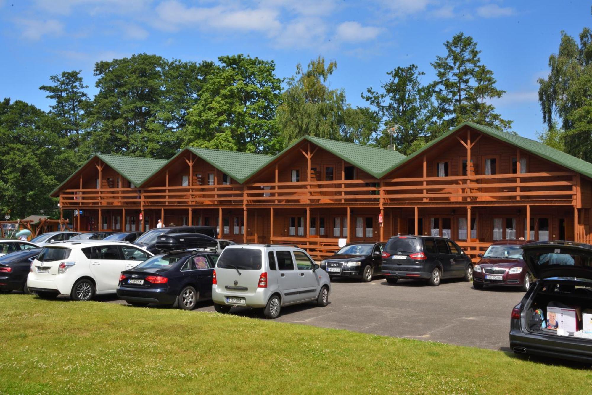 Mlodziezowy Domek Dla Grup Eldorado Mielno Centrum, 200M Od Morza Exteriör bild