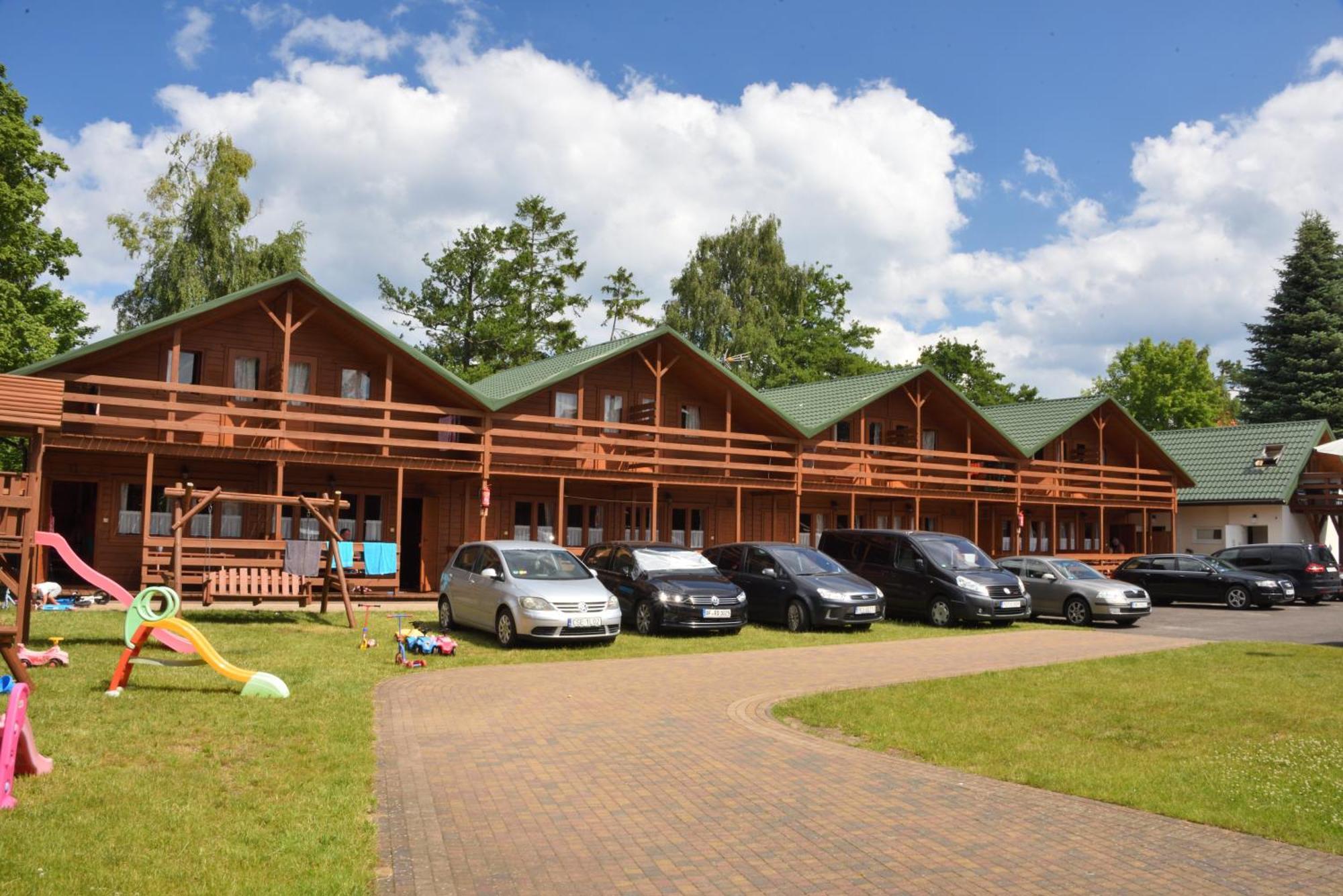 Mlodziezowy Domek Dla Grup Eldorado Mielno Centrum, 200M Od Morza Exteriör bild