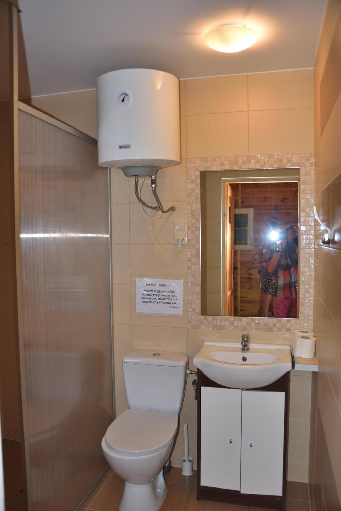 Mlodziezowy Domek Dla Grup Eldorado Mielno Centrum, 200M Od Morza Exteriör bild