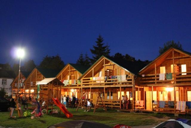 Mlodziezowy Domek Dla Grup Eldorado Mielno Centrum, 200M Od Morza Exteriör bild